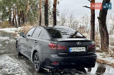 Седан Lexus IS 2006 в Киеве