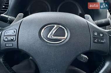 Седан Lexus IS 2006 в Киеве