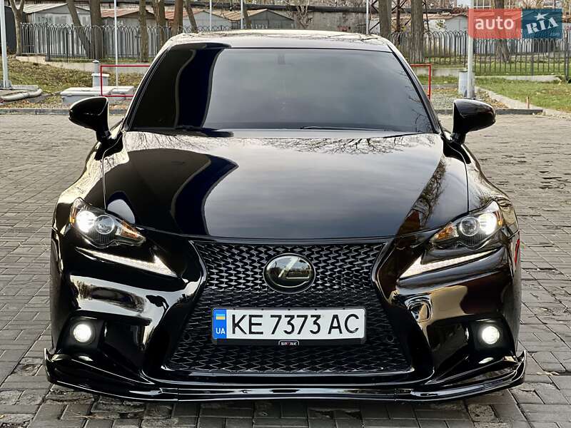 Lexus IS 2015