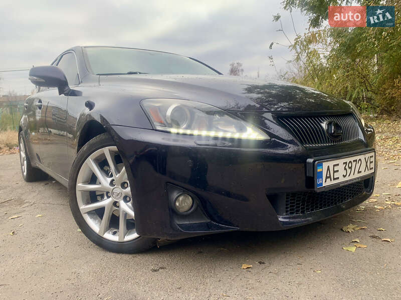 Седан Lexus IS 2011 в Кривом Роге