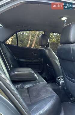 Седан Lexus IS 2000 в 