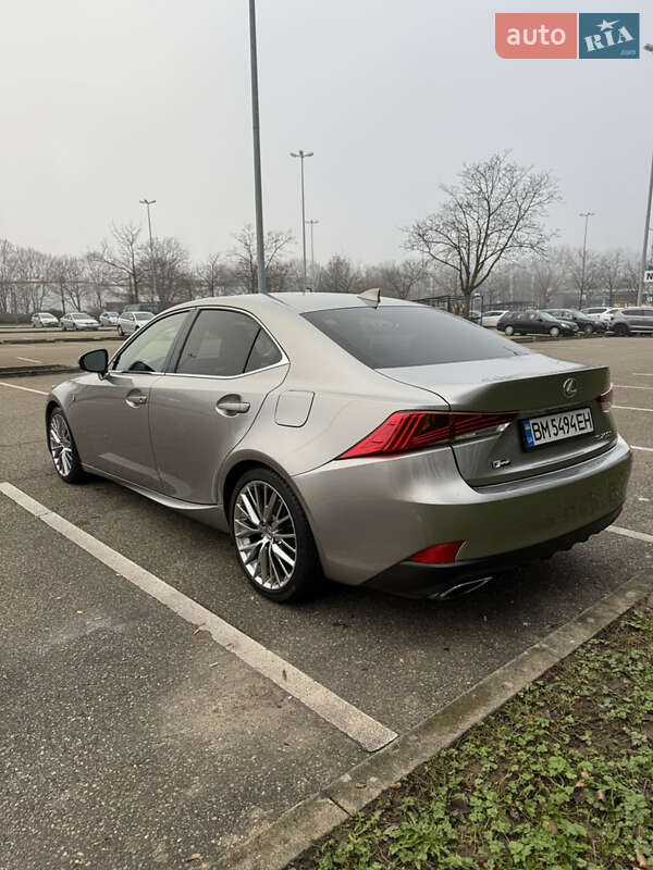 Седан Lexus IS 2017 в Львове фото 6 Седан Lexus IS 2017 в Львове