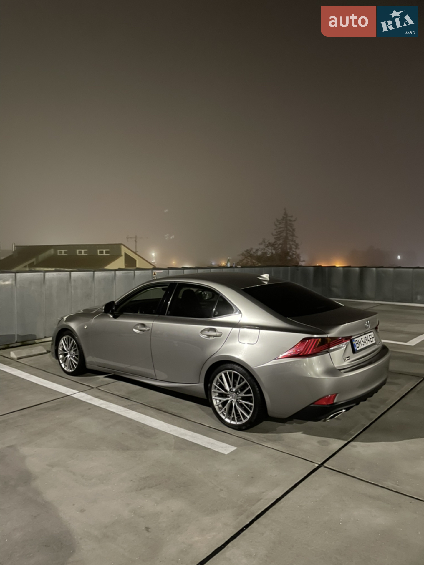 2017 Lexus IS - мініатюра 21