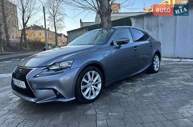 Седан Lexus IS 2014 в Тернополі