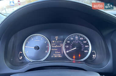 Седан Lexus IS 2014 в 
