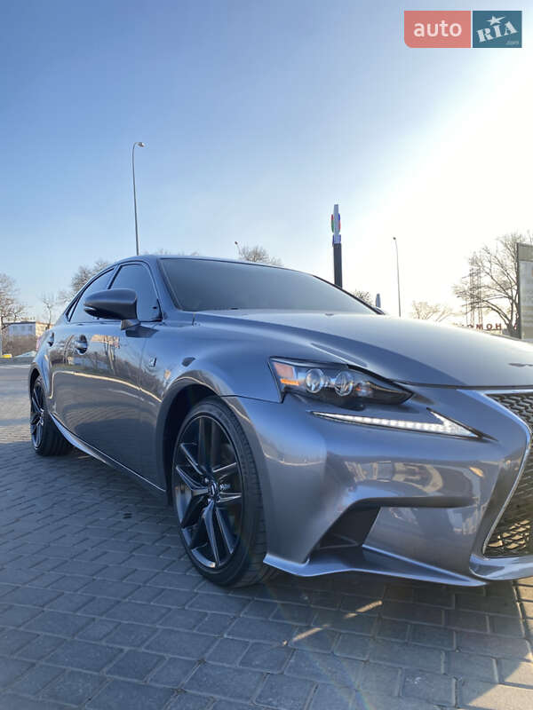 Седан Lexus IS 2013 в Одессе