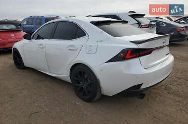 Седан Lexus IS 2015 в 