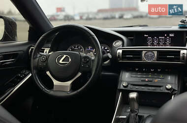 Седан Lexus IS 2014 в Києві