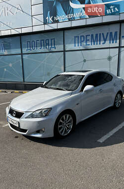 Седан Lexus IS 2008 в Киеве