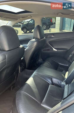 Седан Lexus IS 2008 в 