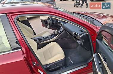 Седан Lexus IS 2013 в 