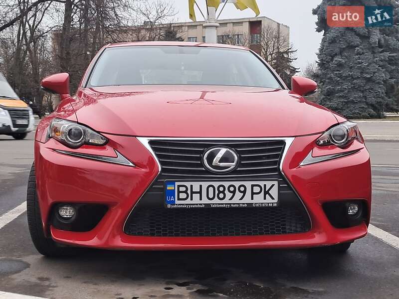 Седан Lexus IS 2015 в Измаиле фото 25 Седан Lexus IS 2015 в Измаиле