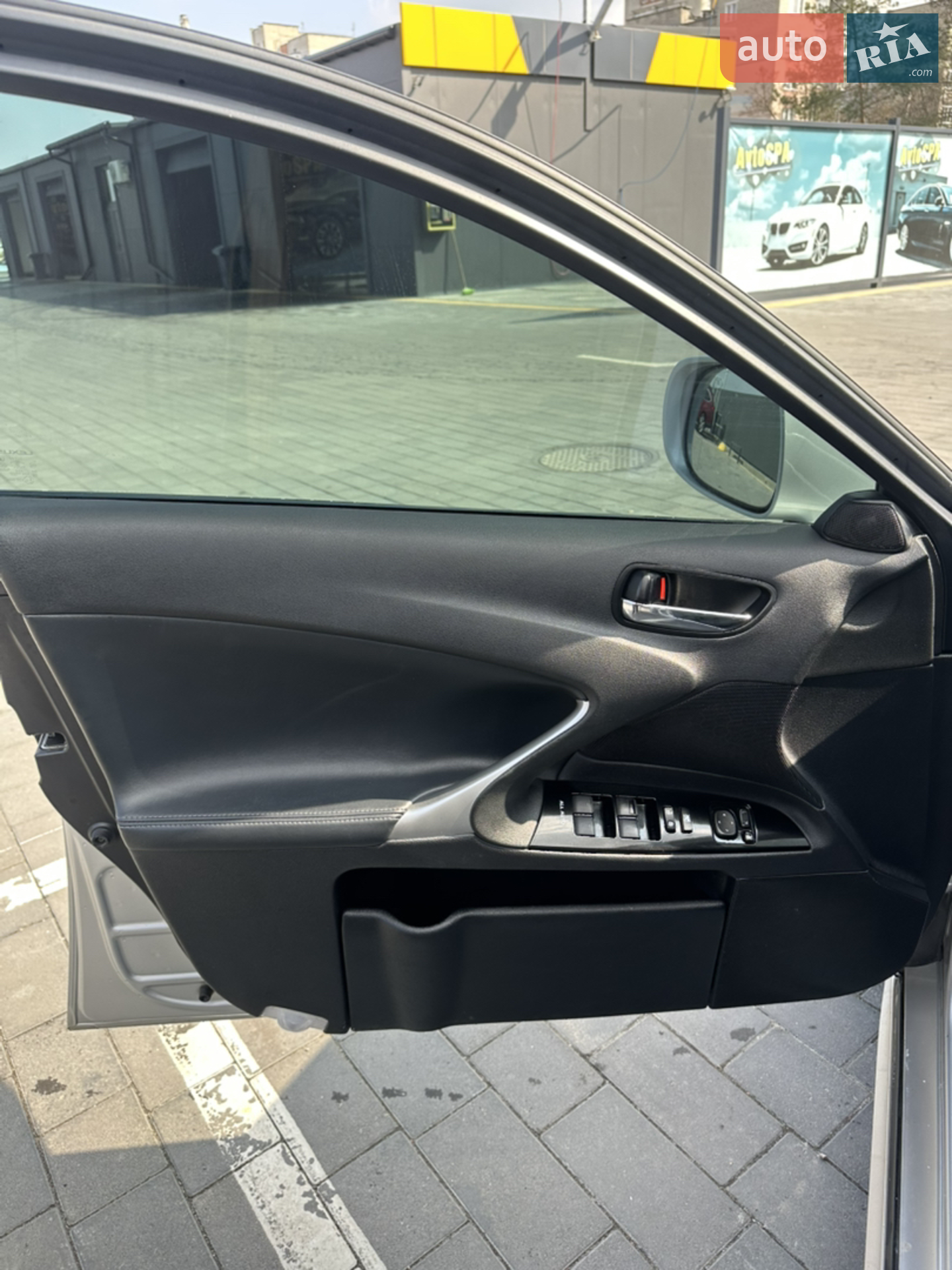 2010 Lexus IS - мініатюра 9