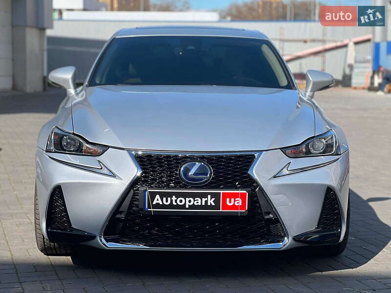 Седан Lexus IS 2017 в Одессе