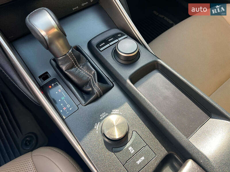 Седан Lexus IS 2017 в Одессе