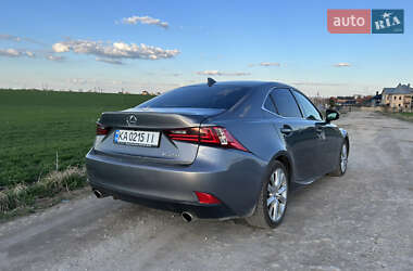 Седан Lexus IS 2014 в 
