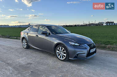 Седан Lexus IS 2014 в 