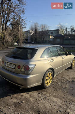 Универсал Lexus IS 2003 в 