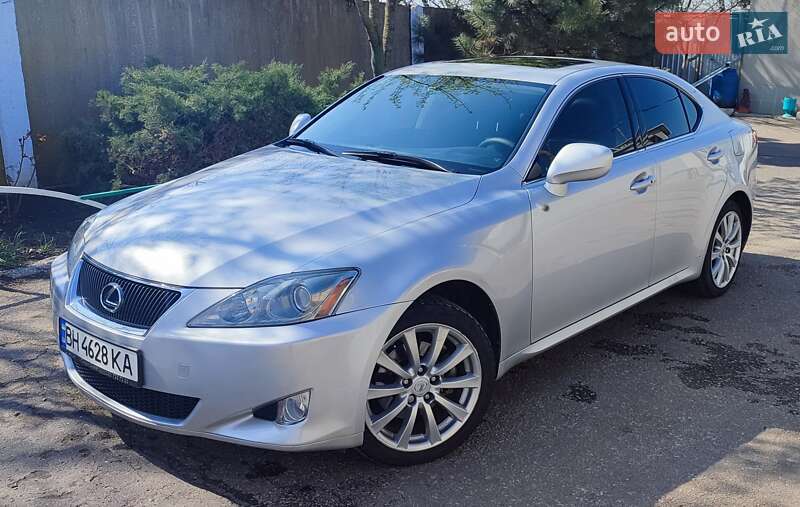 Lexus IS 2006