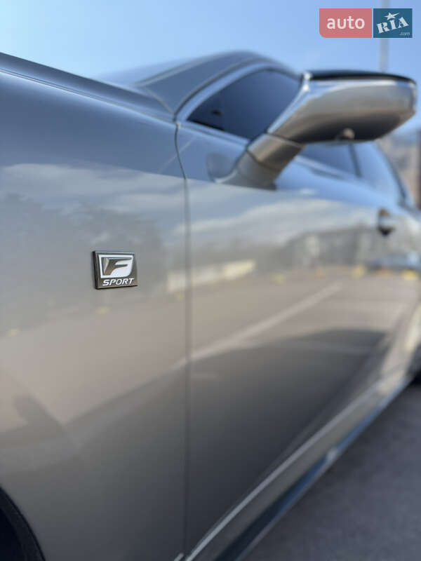 Седан Lexus IS 2023 в Дніпрі фото 7 Седан Lexus IS 2023 в Дніпрі