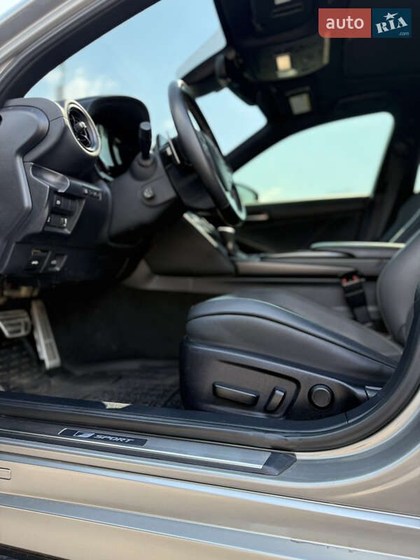 Седан Lexus IS 2023 в Дніпрі фото 25 Седан Lexus IS 2023 в Дніпрі