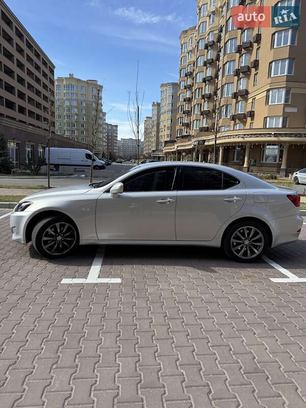 Седан Lexus IS 2007 в Києві