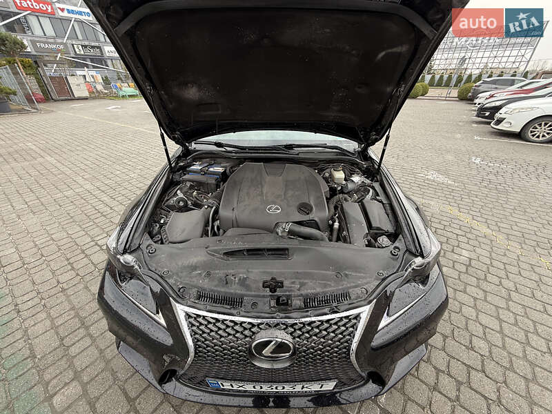 Седан Lexus IS 2015 в Львові фото 17 Седан Lexus IS 2015 в Львові