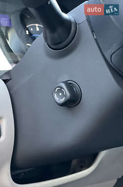 Седан Lexus IS 2009 в 