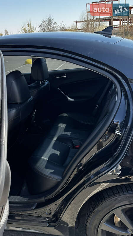 Седан Lexus IS 2007 в Києві