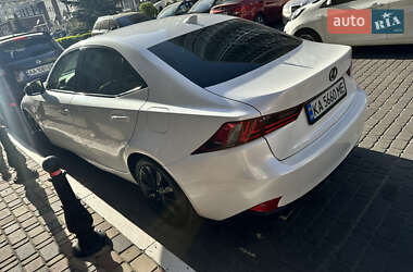 Седан Lexus IS 2014 в 