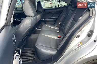Седан Lexus IS 2014 в 