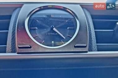 Седан Lexus IS 2017 в 