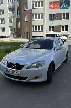 Седан Lexus IS 2006 в 