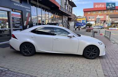 Седан Lexus IS 2013 в 