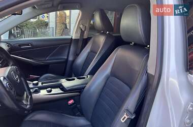 Седан Lexus IS 2013 в 