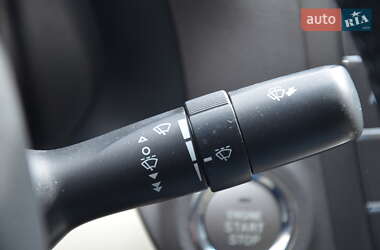 Седан Lexus IS 2010 в 