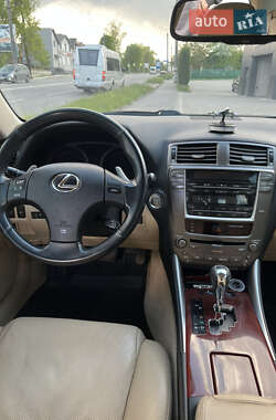 Седан Lexus IS 2006 в 