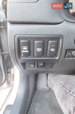Седан Lexus IS 2005 в 