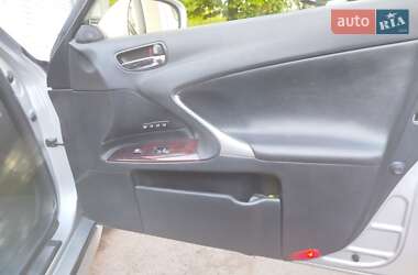 Седан Lexus IS 2005 в 