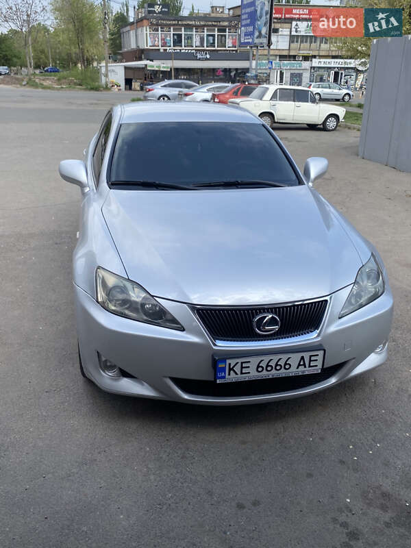 Седан Lexus IS 2006 в 
