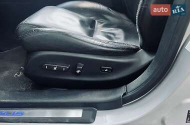 Седан Lexus IS 2005 в 