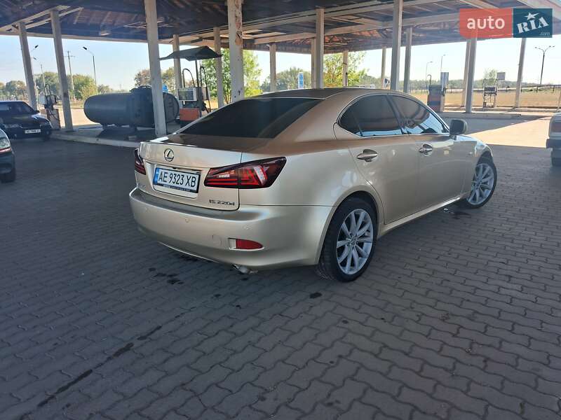 Седан Lexus IS 2006 в Дніпрі