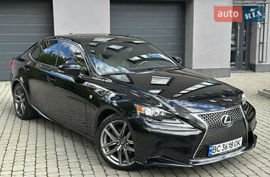 Седан Lexus IS 2013 в 