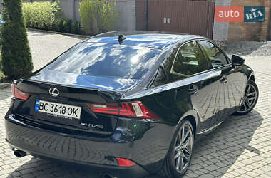 Седан Lexus IS 2013 в 