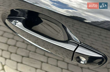 Седан Lexus IS 2013 в 