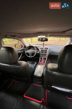 Седан Lexus IS 2006 в 