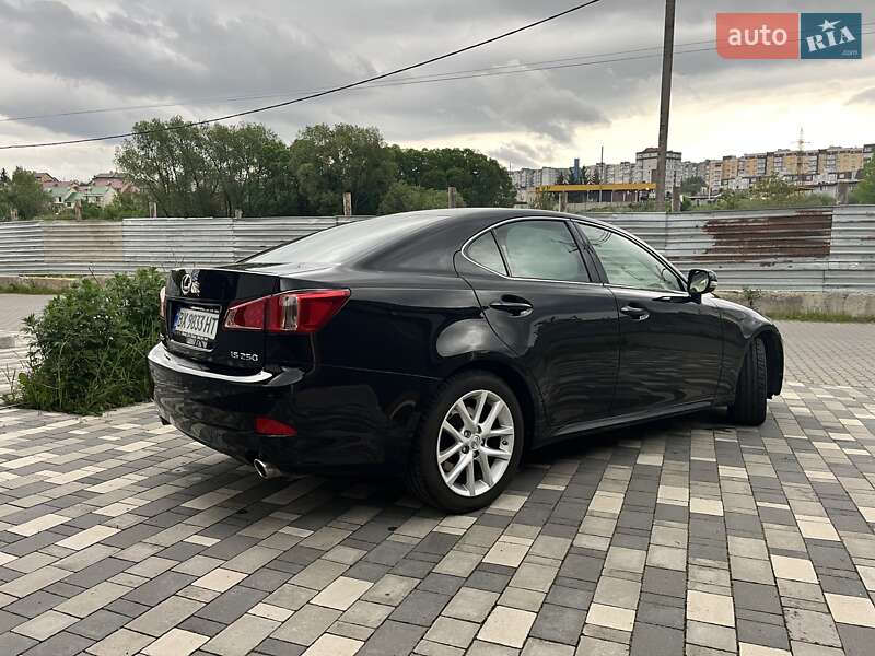 Седан Lexus IS 2011 в Хмельницком