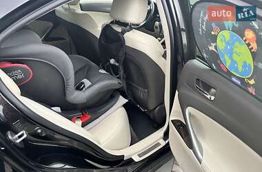 Седан Lexus IS 2011 в Хмельницком