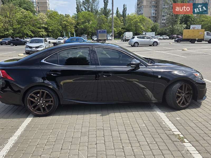 Седан Lexus IS 2013 в Киеве фото 4 Седан Lexus IS 2013 в Киеве
