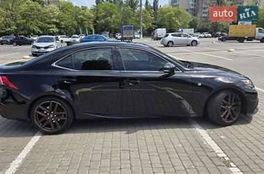 Седан Lexus IS 2013 в 